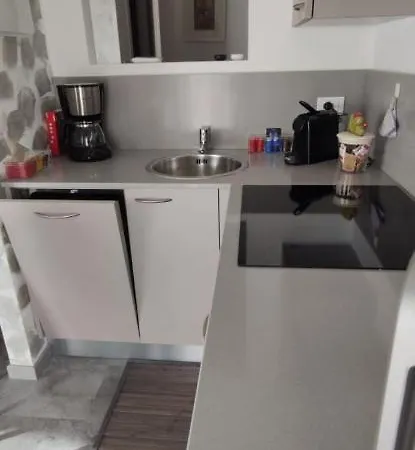 Sommacon House דירה