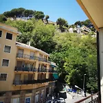 Sommacon House * サンレモ